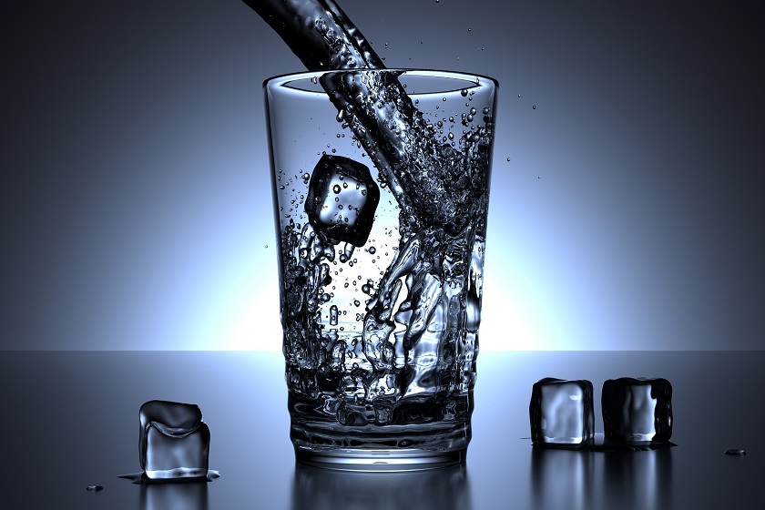高齢者こそ水分補給が大切！水分をとるコツやおすすめの飲み物を紹介